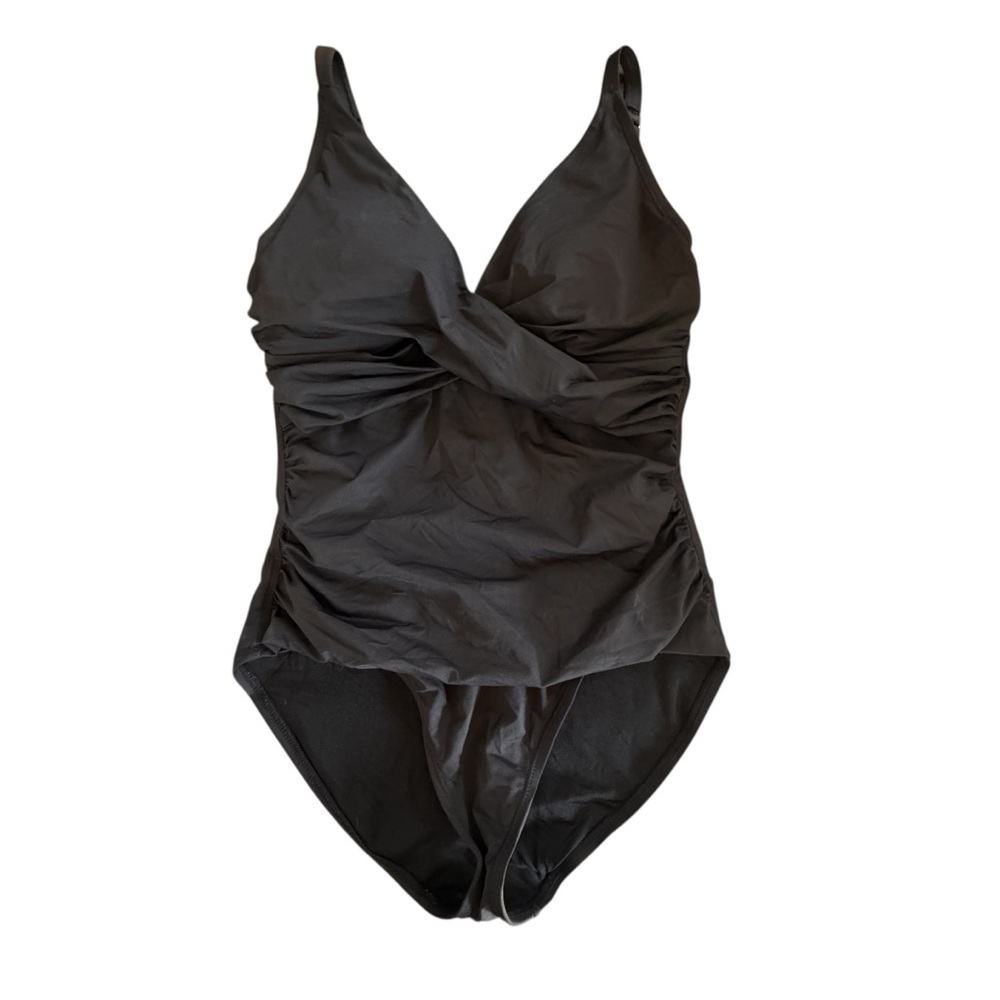 Tommy Bahama Woman’s Size 8 Black Classic One Piece Cross Tummy Control Swimsuit